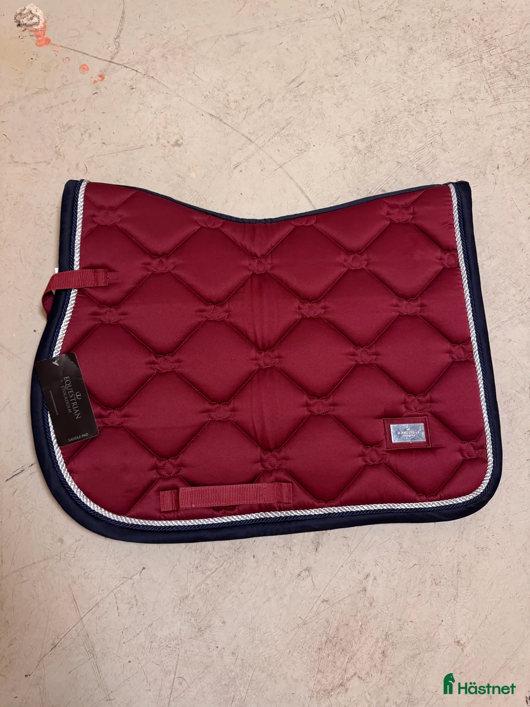 Schabrak & Vojlockar hästutrustning till salu: Es schabrak (oanvänt) limited edition  - Annons 1