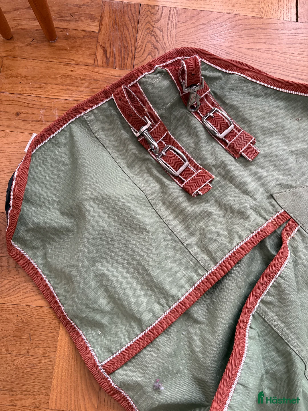 Täcken hästutrustning till salu: Regntäcke, ofodrat, stl 155 - Annons 1