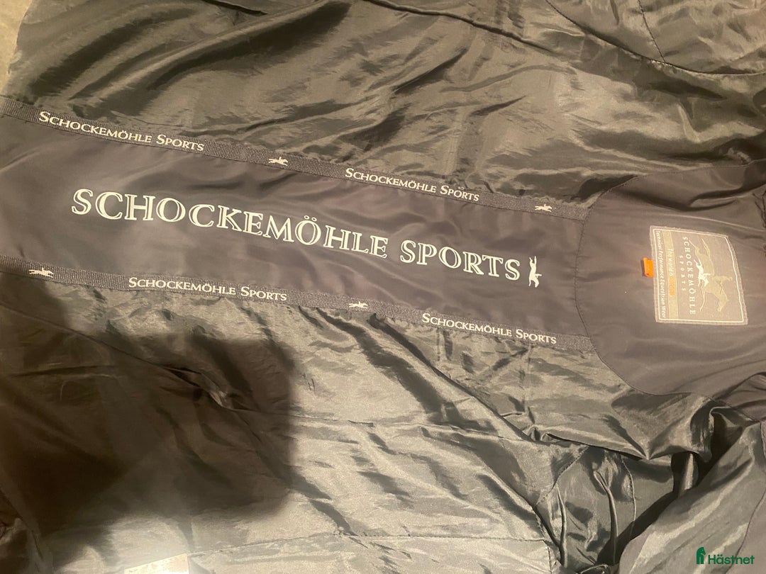 Jackor & Kavajer ryttarutrustning till salu: Fin jacka  i Lindome - Annons 4