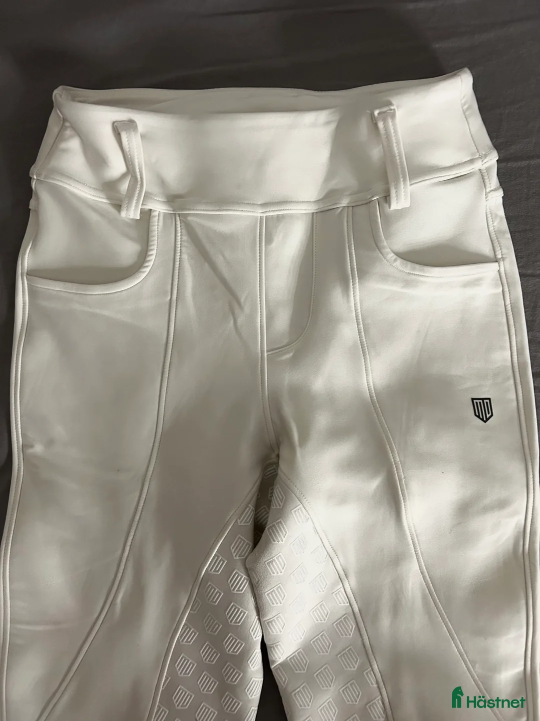 Ridbyxor ryttarutrustning till salu: Maya Delorez tävlingsbyxa i Varberg - Annons 3