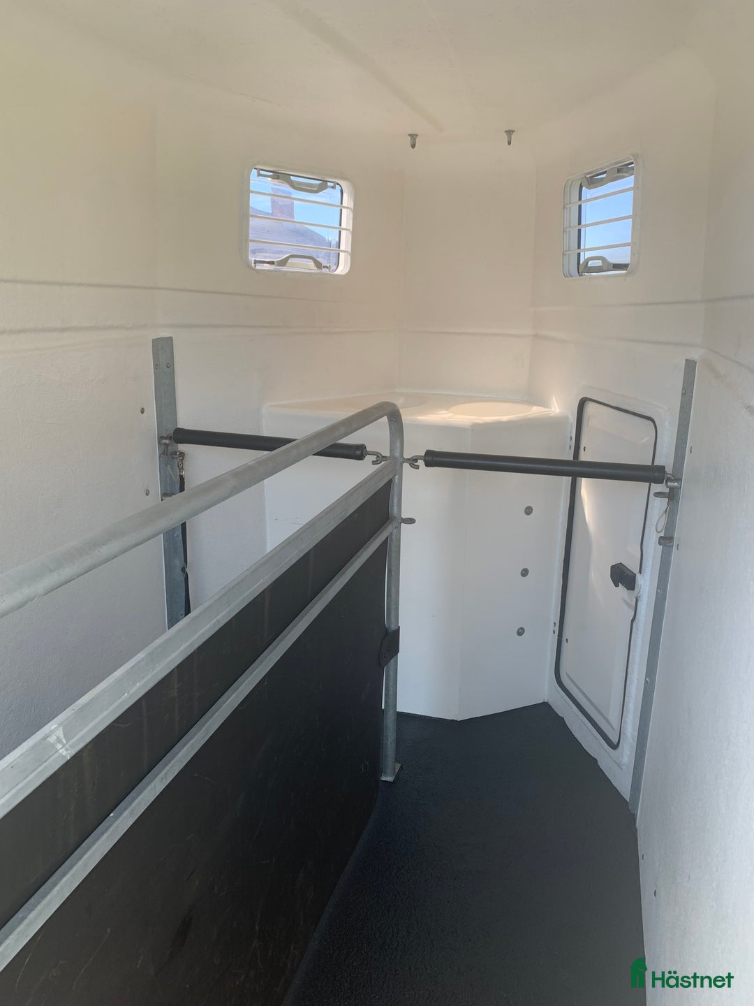 Hästtransporter  fordon & transport till salu: Christ Comet  - superfint skick i Norrköping - Annons 3