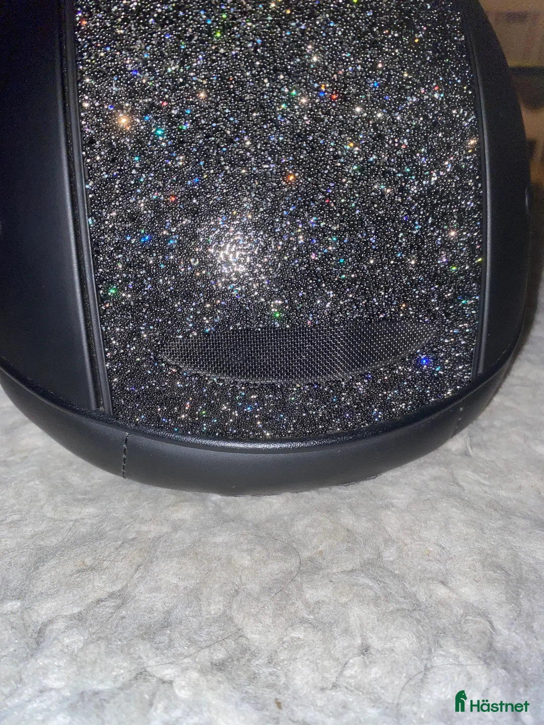 Hjälmar ryttarutrustning till salu: Fin OneK! i Lagan - Annons 4