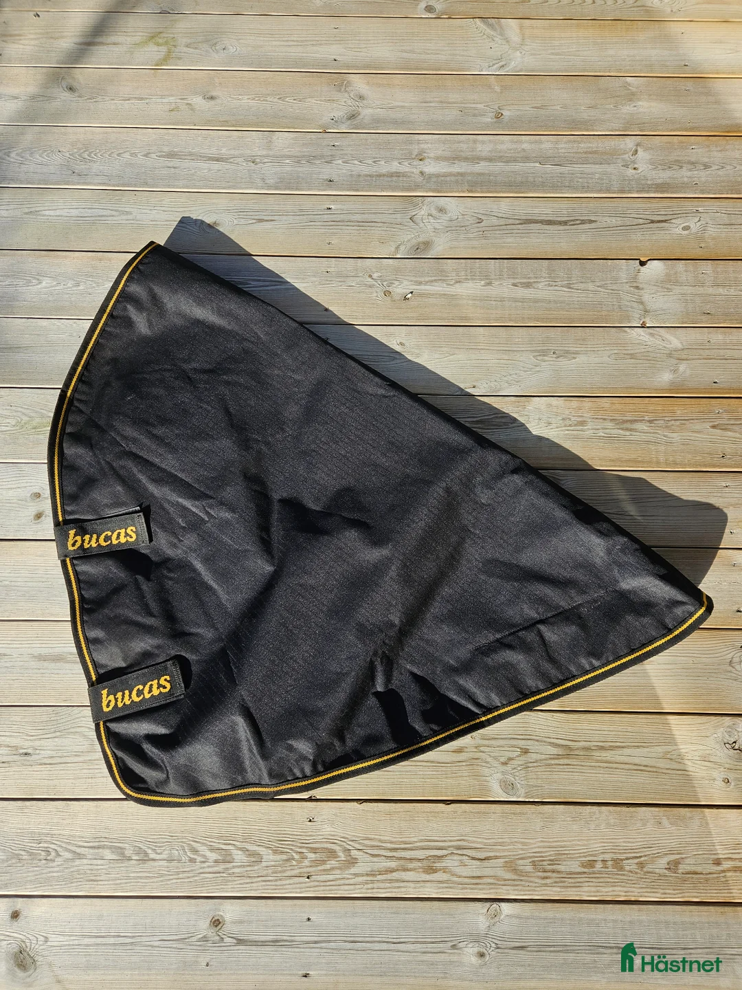 Täcken hästutrustning till salu: Bucas täcken - Annons 3