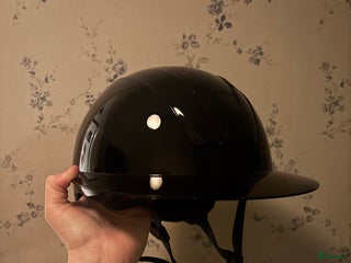 Hjälmar ryttarutrustning till salu: Fin hjälm i Kristinehamn - Annons 4