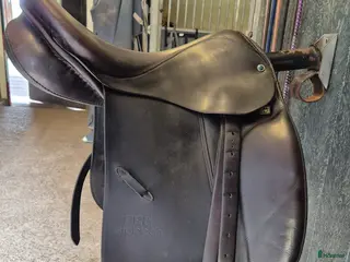 Sadlar hästutrustning Väl omhändertagen Stubben Tristan i Kungsör - Annons 5