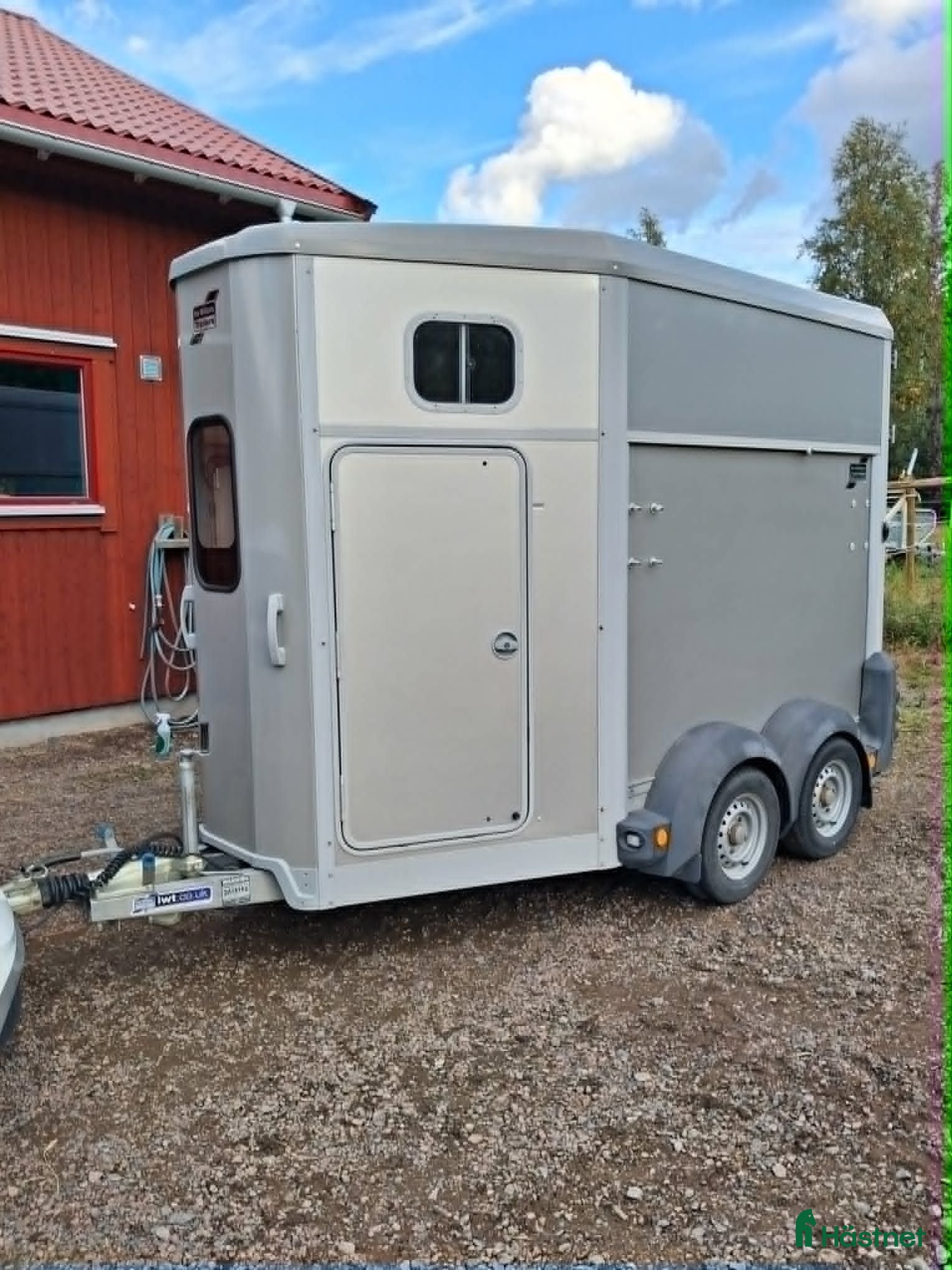 Hästtransporter  fordon & transport till salu: Momsat hästsläp med sulkyfästen - Annons 5