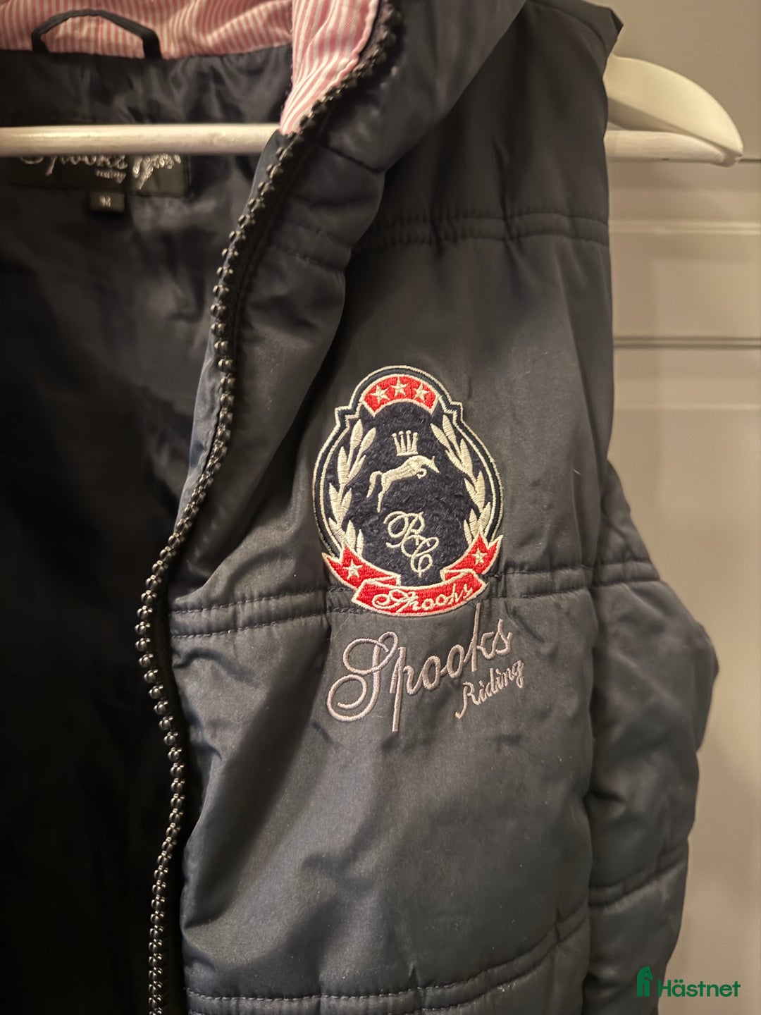 Övrigt Ridkläder ryttarutrustning till salu: Spooks väst marinblå i Emmaboda - Annons 7