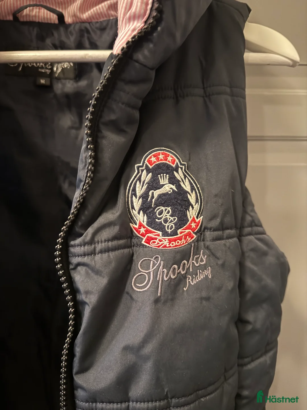 Övrigt Ridkläder ryttarutrustning till salu: Spooks väst marinblå i Emmaboda - Annons 7