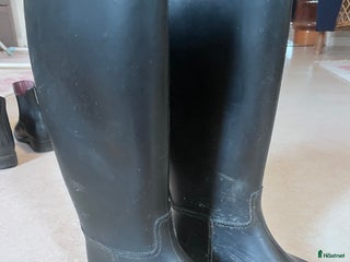 Ridstövlar ryttarutrustning till salu: Ridstövlar, konstläder i Nygård - Annons 11