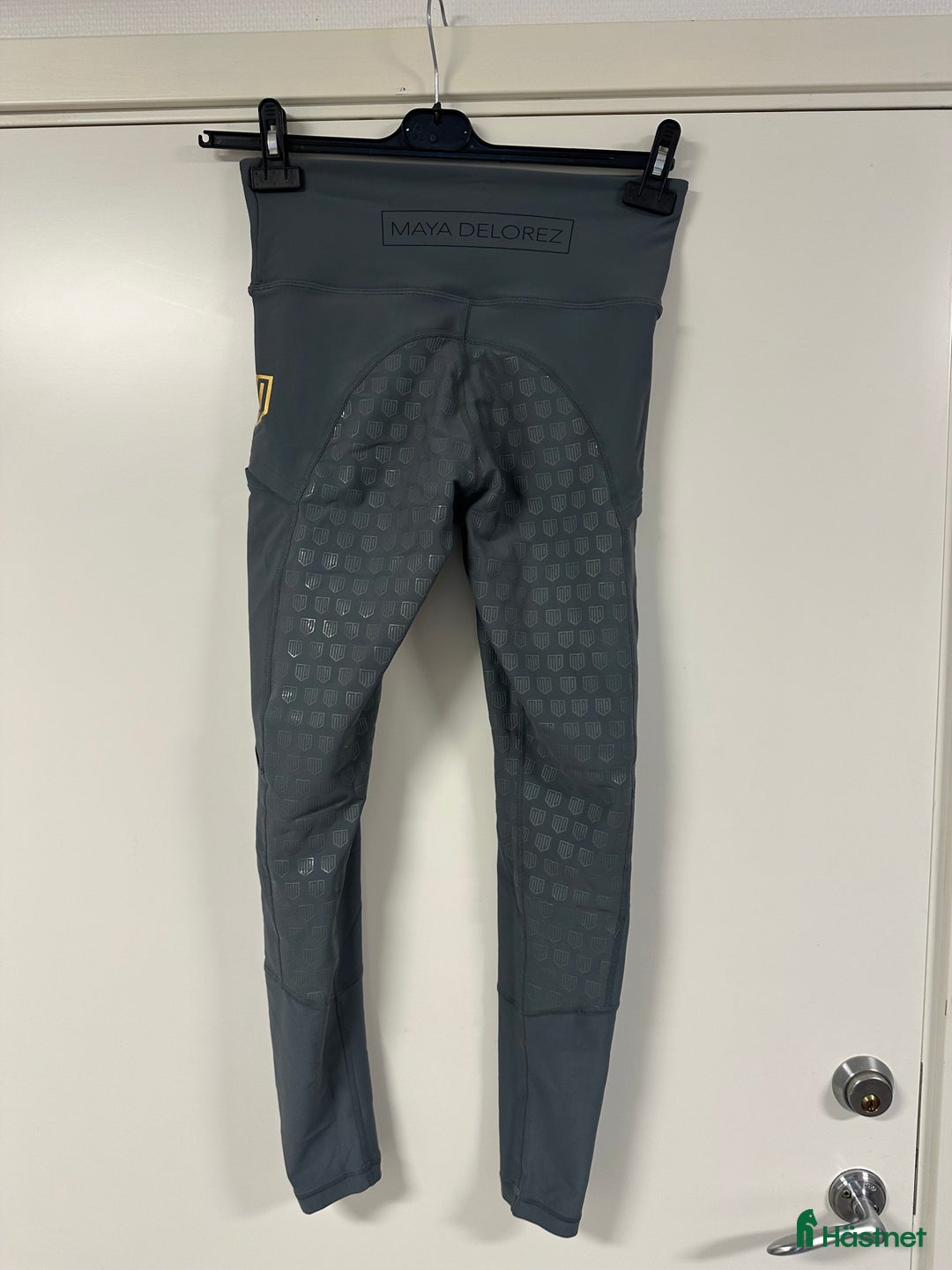 Jackor & Kavajer ryttarutrustning till salu: Kavajer och ridbyxor  i Stockamöllan - Annons 9