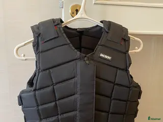 Säkerhetsvästar ryttarutrustning till salu: Jacson ridväst level 3 i Oxelösund - Annons 8