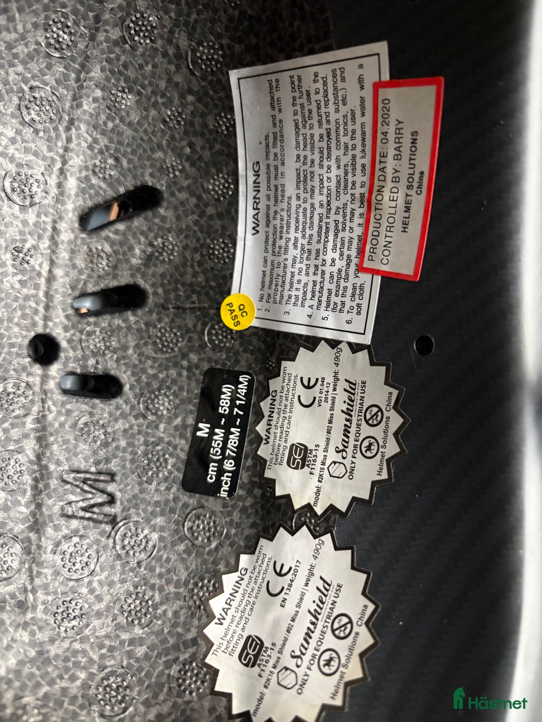 Hjälmar ryttarutrustning till salu: Matt svart väldigt fin Samshield Miss Shield i Kågeröd - Annons 4