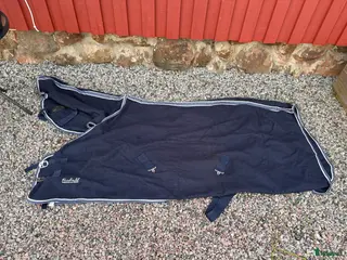 Täcken hästutrustning Täcken, bandage och transportskydd - Annons 21