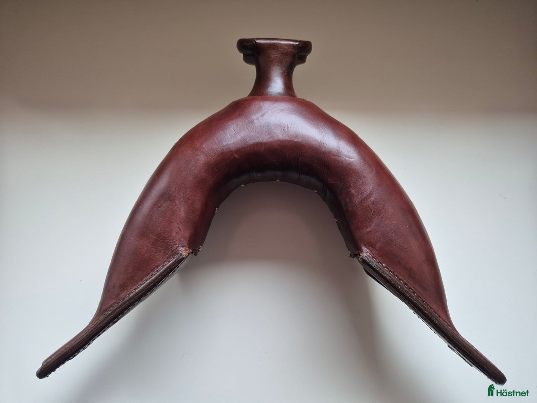 Sadeltillbehör hästutrustning till salu: NYTT - Framvalv Startrekk Western i Gustafs - Annons 1