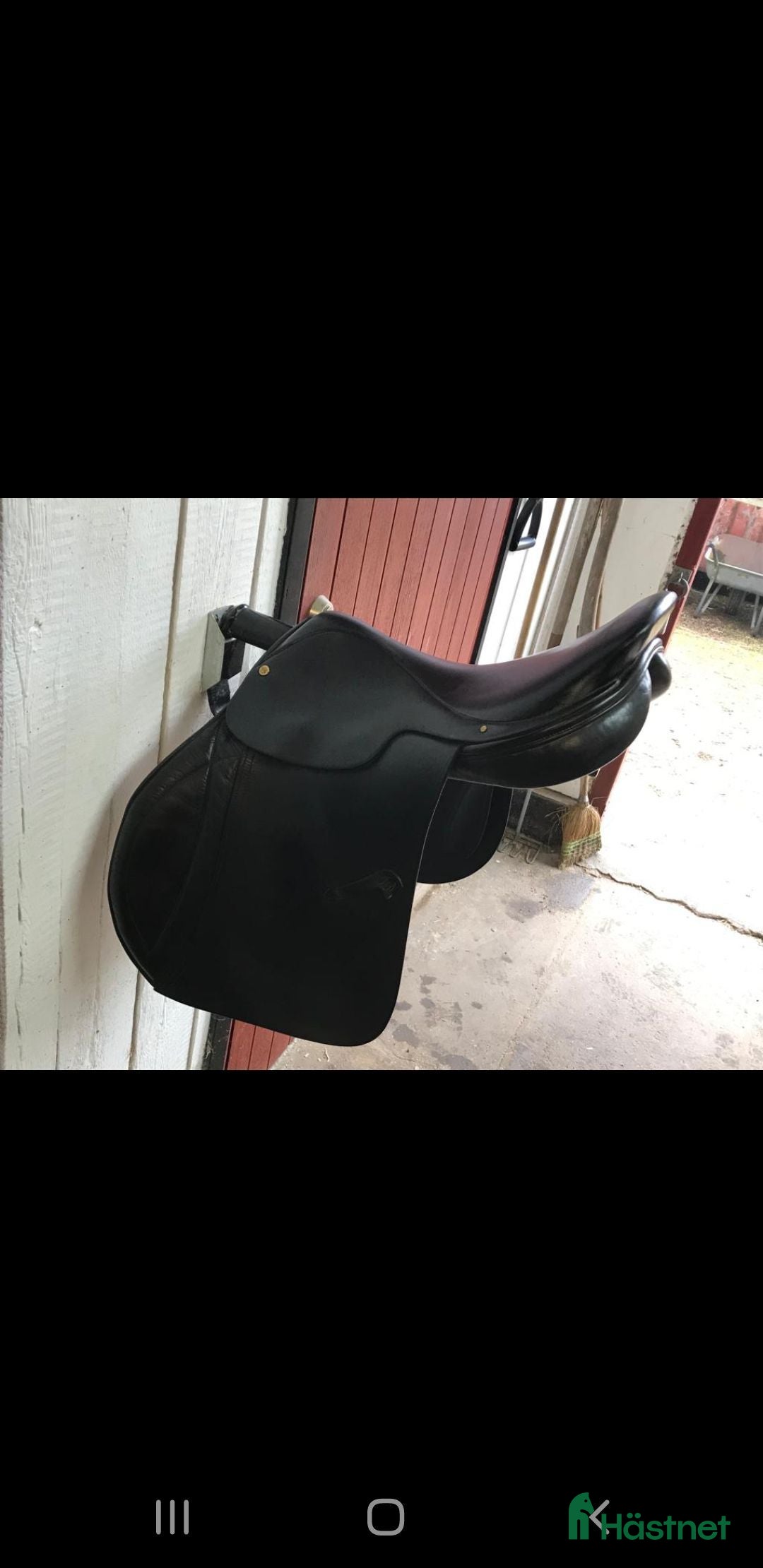 Sadlar hästutrustning till salu: Mycket fin hoppsadel i Malmö - Annons 3