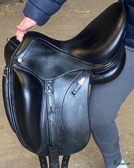 Sadlar hästutrustning Fantastisk dressyrsadel för den mindre ryttaren  - Annons 7