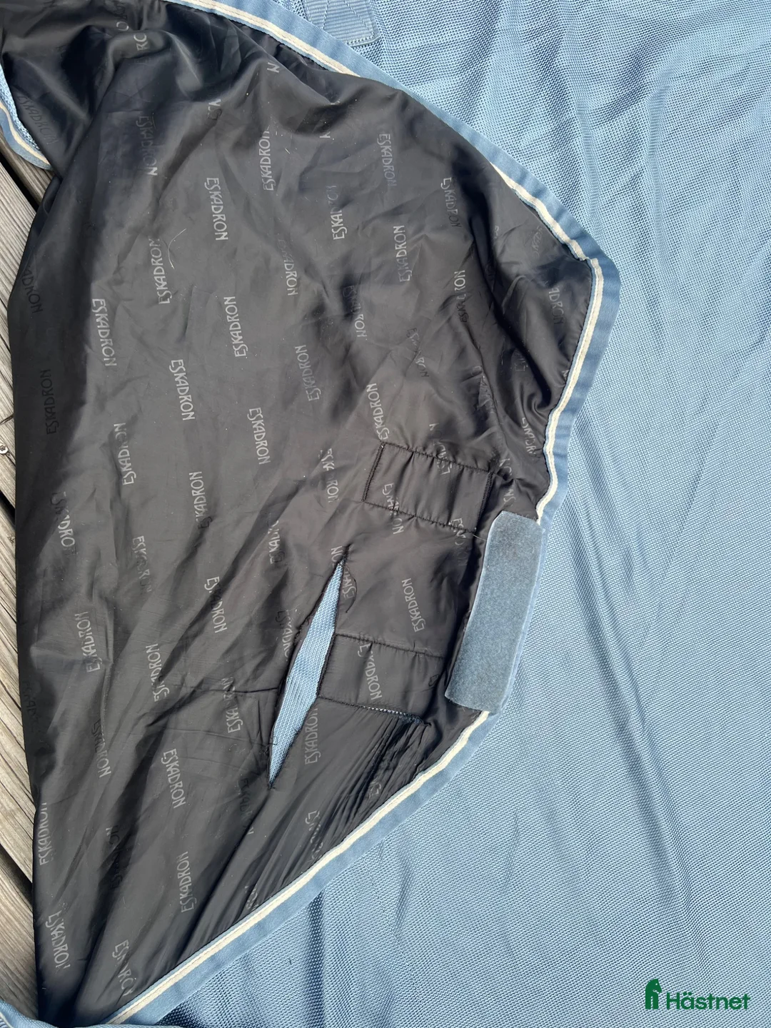 Täcken hästutrustning till salu: Eskadron Fly Detach-Neck flugtäcke 155 (XL) - Annons 3