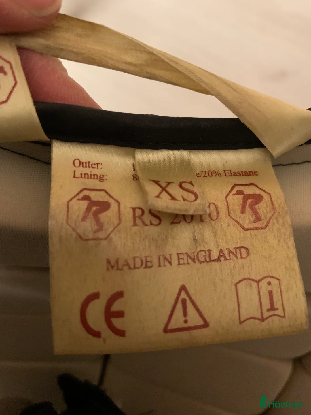 Säkerhetsvästar ryttarutrustning till salu: Racesafe väst  i Uppsala - Annons 4