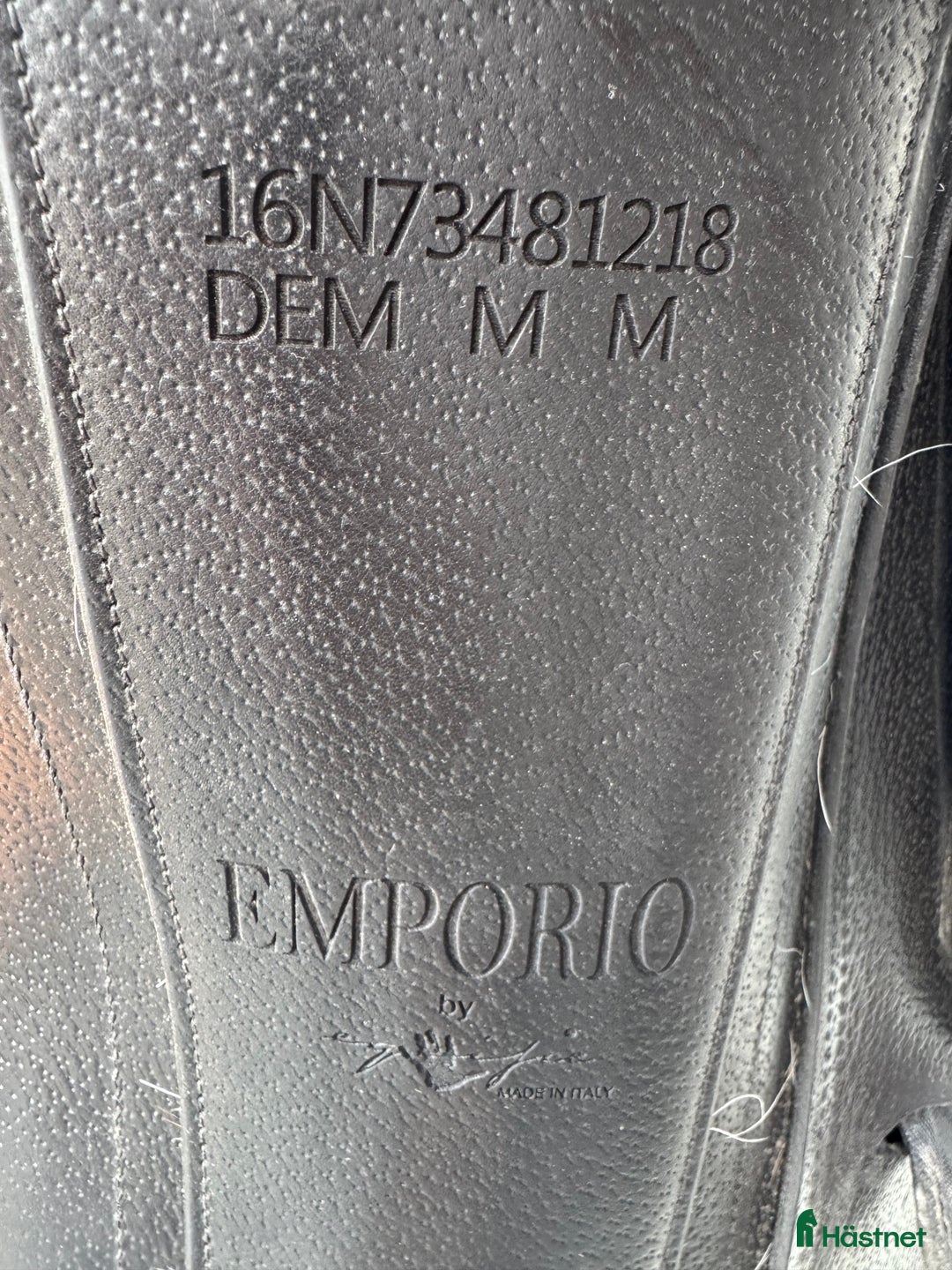 Sadlar hästutrustning till salu: Dressyrsadel, Equipe Emporio 16 tum, bombredd M i Ekerö - Annons 4