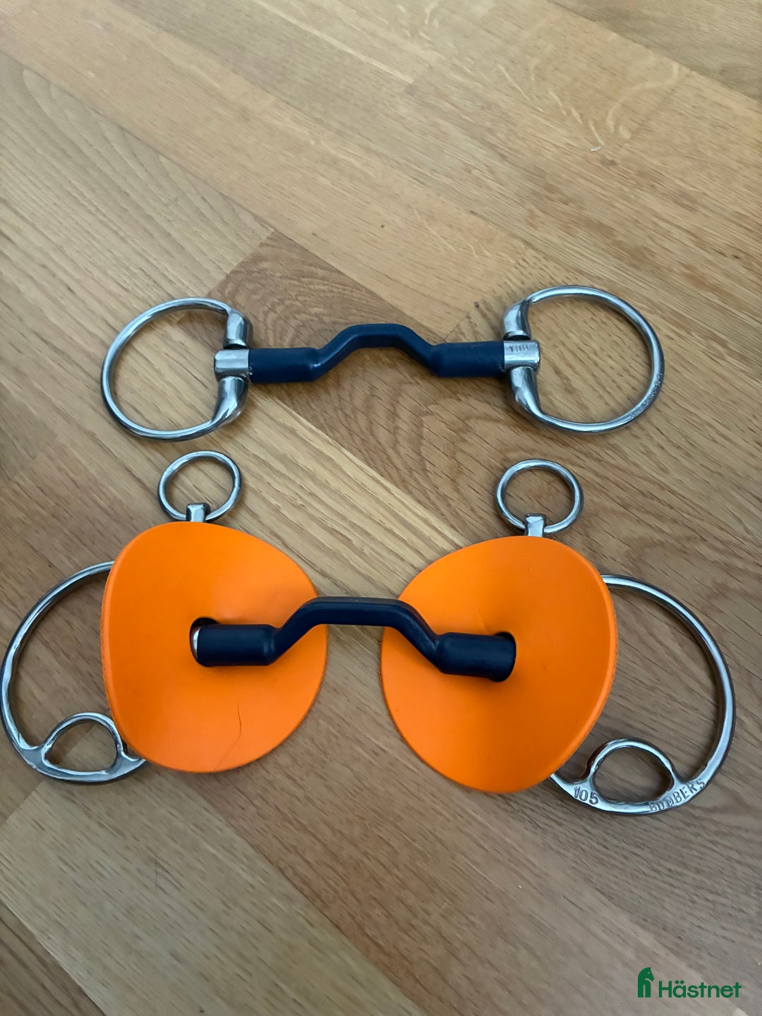 Bett hästutrustning till salu: Bomber bett i Lund - Annons 1