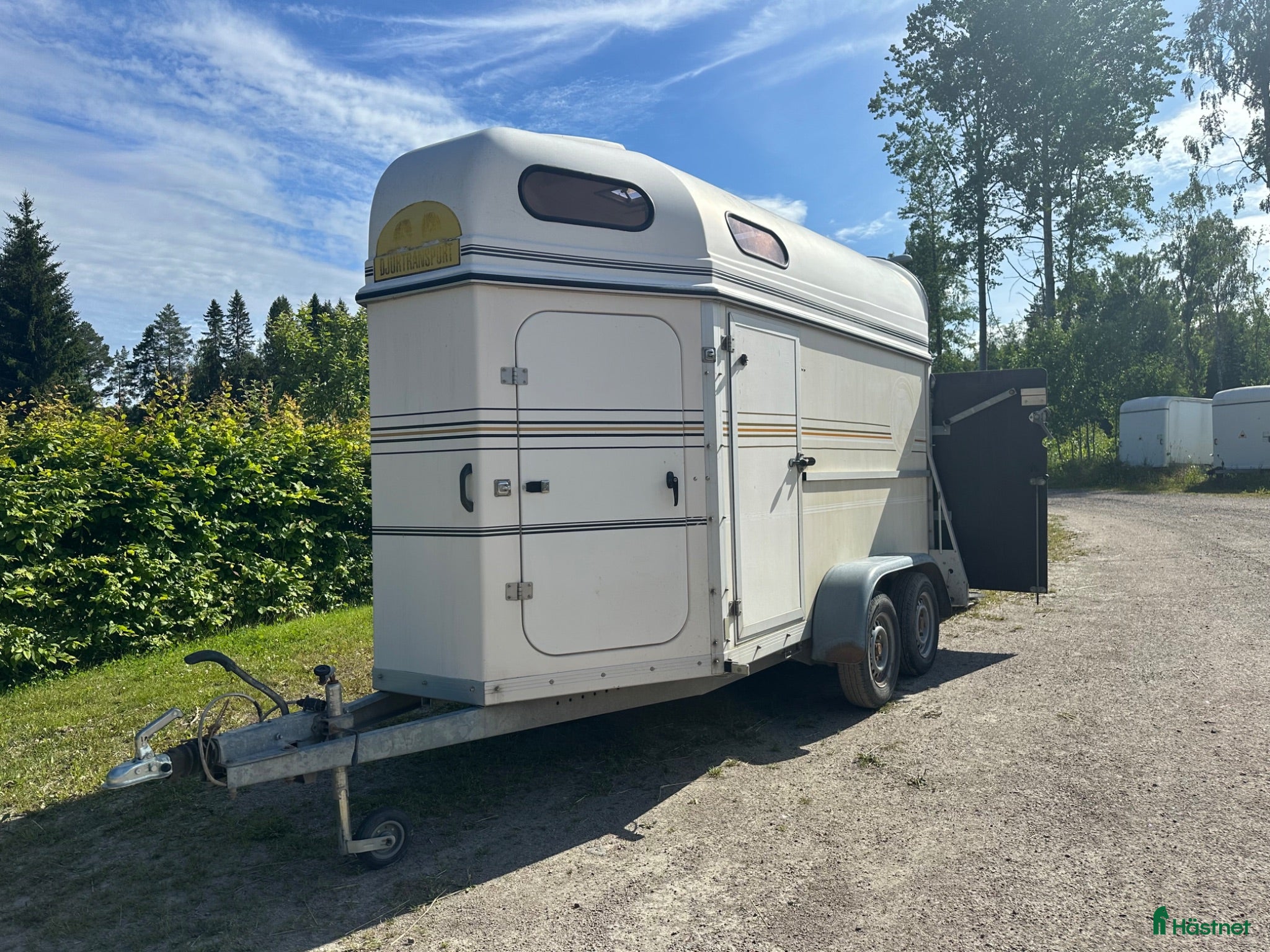 Hästtransporter  fordon & transport till salu: Boj -10, med sadelkammare - Annons 11