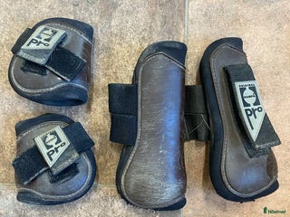 Benskydd hästutrustning till salu: Senskydd + boots i Valbo - Annons 23