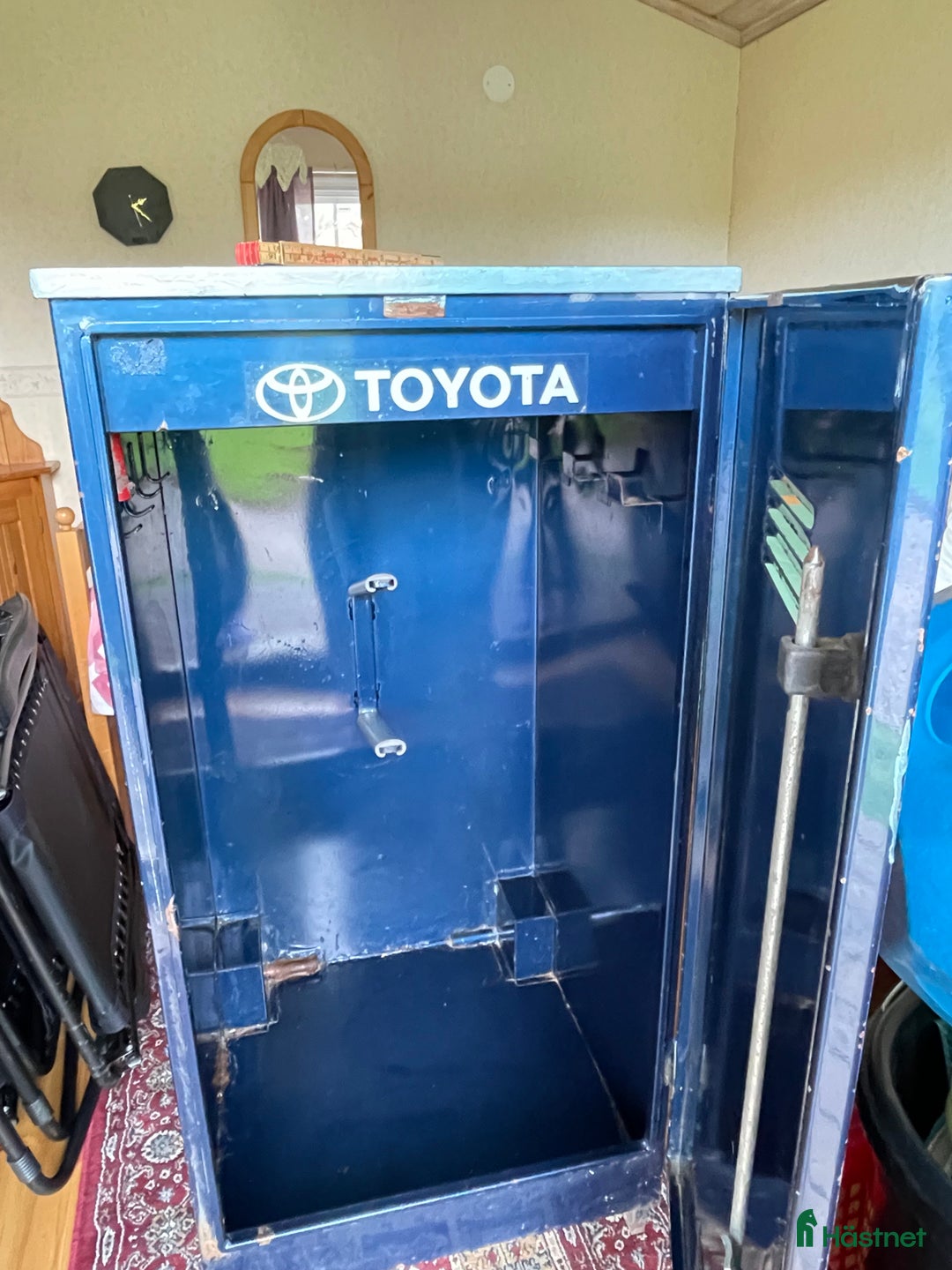 Övrig utrustning övrig utrustning till salu: Tävlingsskåp plåt i Hammarö - Annons 3