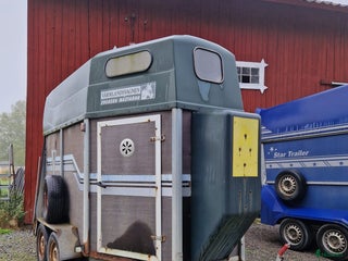 Hästtransporter fordon & transport till salu: Gammal värmlandsvagn i Sala - Annons 1