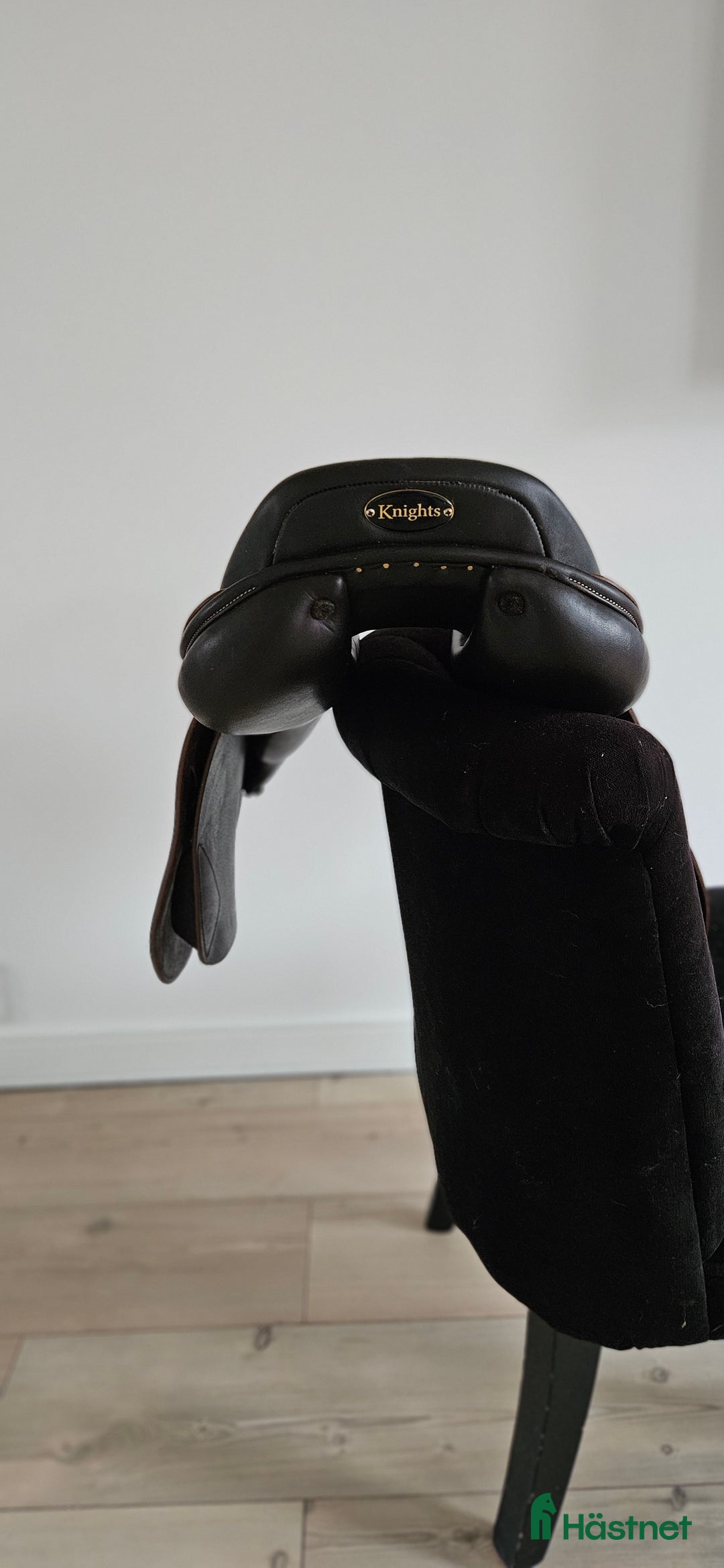 Sadlar hästutrustning till salu: Knights Avalon 17" Brun i Västervik - Annons 5