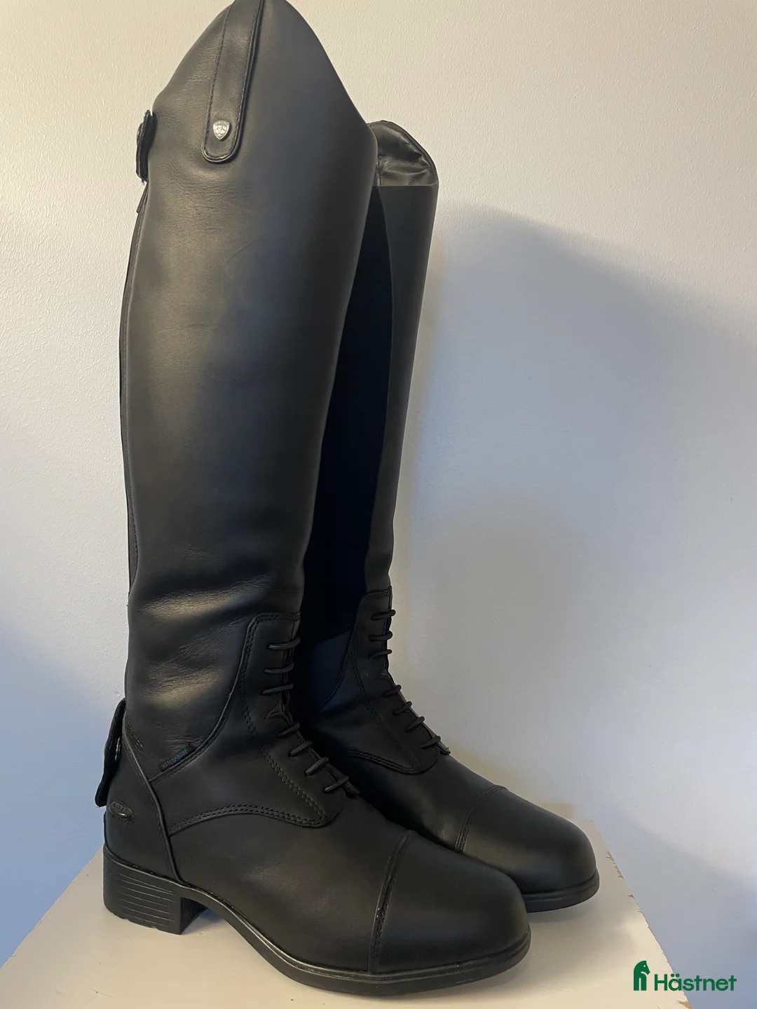 Ridstövlar ryttarutrustning till salu: Vinterridstövlar Ariat storlek 37 i Stockholm - Annons 1