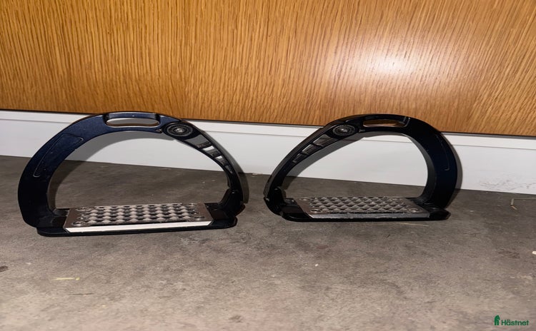 Stigbyglar hästutrustning till salu i Strängnäs - Annons 19