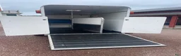 Hästtransporter  fordon & transport till salu: Umesläp med sadelkammare - Annons 4