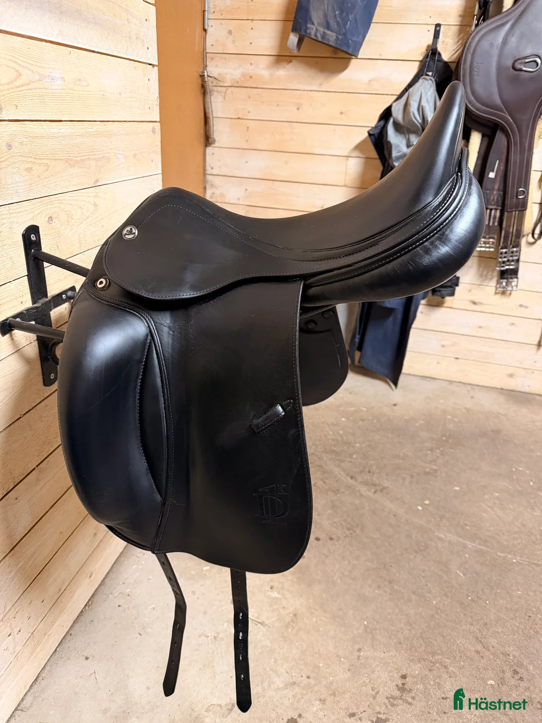 Sadlar hästutrustning till salu: Begagnad Prestige D1 K, i fint skick!  - Annons 1