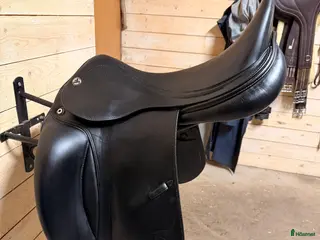 Sadlar hästutrustning Begagnad Prestige D1 K, i fint skick! - Annons 3