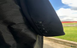 Jackor & Kavajer ryttarutrustning till salu: Cavalleria Toscana kavaj i Laholm - Bild 2