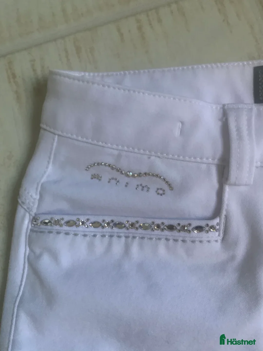 Ridbyxor ryttarutrustning till salu: Animo ridbyxor med glitter  i Hörby - Annons 2