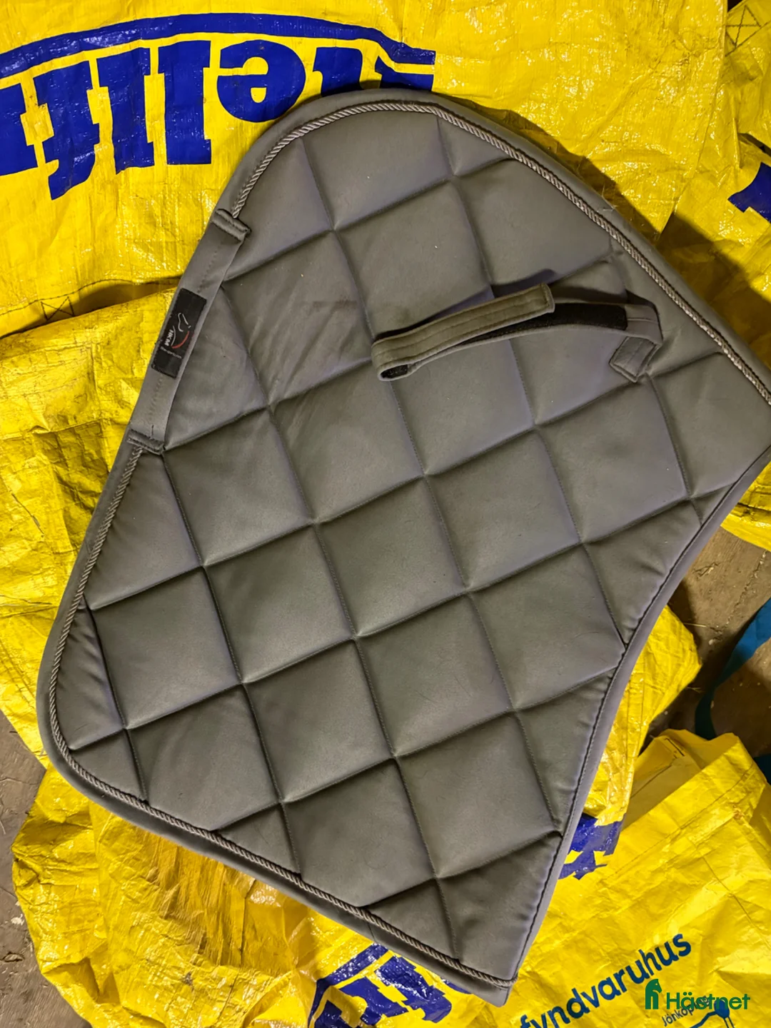 Schabrak & Vojlockar hästutrustning till salu: Schabrak🌸 - Annons 1