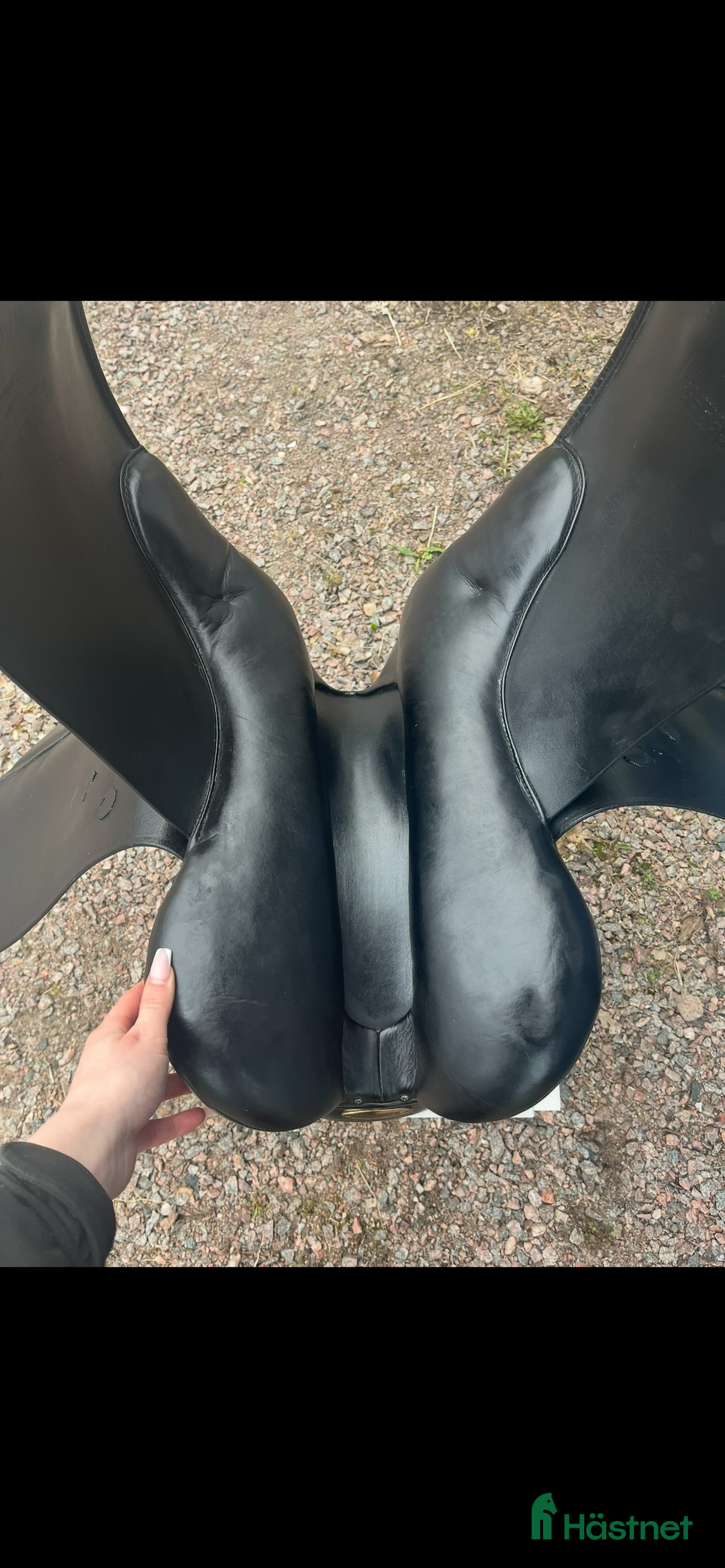 Sadlar hästutrustning till salu: Kieffer Dressyrsadel i Årsunda - Annons 3