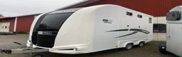 Hästtransporter  fordon & transport till salu: Superfin Equitrek sidolastning -20 i Ytterby - Annons 1