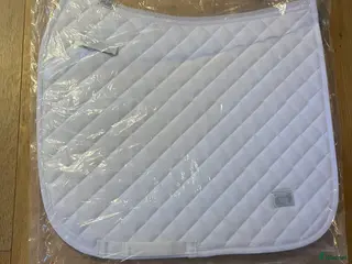 Schabrak & Vojlockar hästutrustning Vitt dressyrschabrak i Oskarshamn - Annons 10