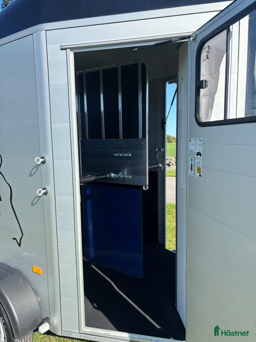 Hästtransporter  fordon & transport till salu: Cheval Touring Country  - Annons 11
