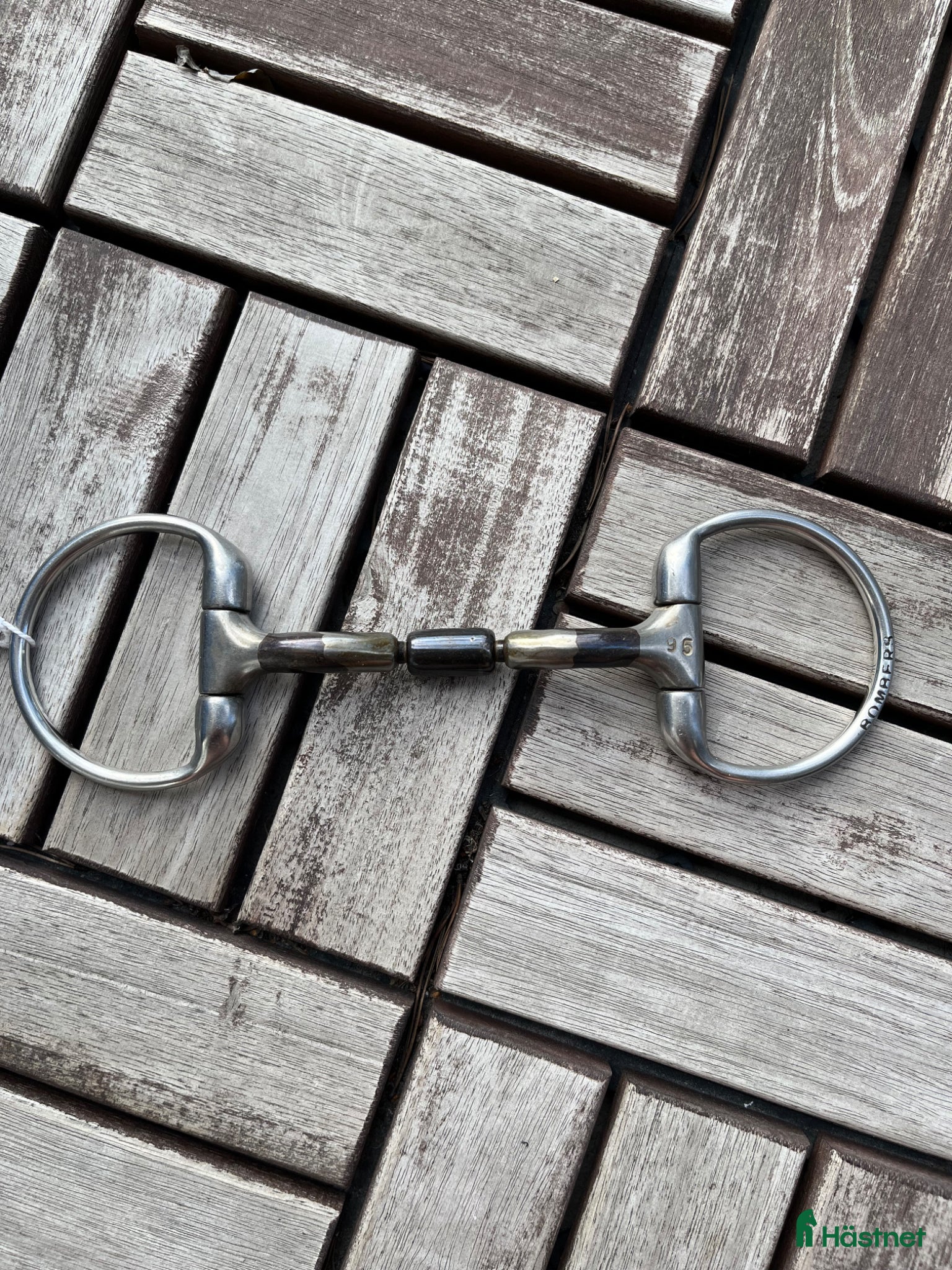 Bett hästutrustning Bombers barrel eggbett 9,5 - Annons 2