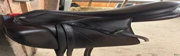 Sadlar hästutrustning till salu: Byta dressyrsadel? i Mantorp - Annons 1