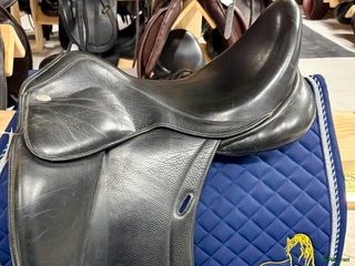 Sadlar hästutrustning till salu: Santa Cruz Leopold 17,5” i Knivsta - Annons 21