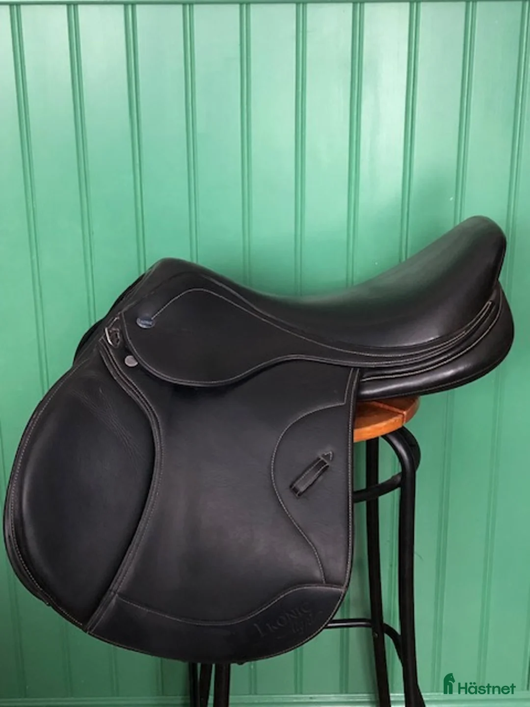 Sadlar hästutrustning till salu: Ikonic Light allroundsadel i Falun - Annons 1