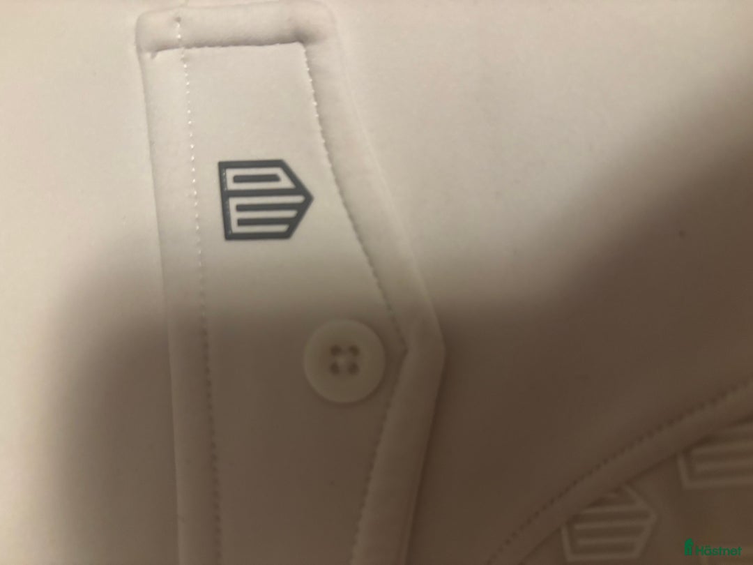 Ridbyxor ryttarutrustning till salu: Maya delorez Vienna Compression Breeches i Onsala - Annons 5