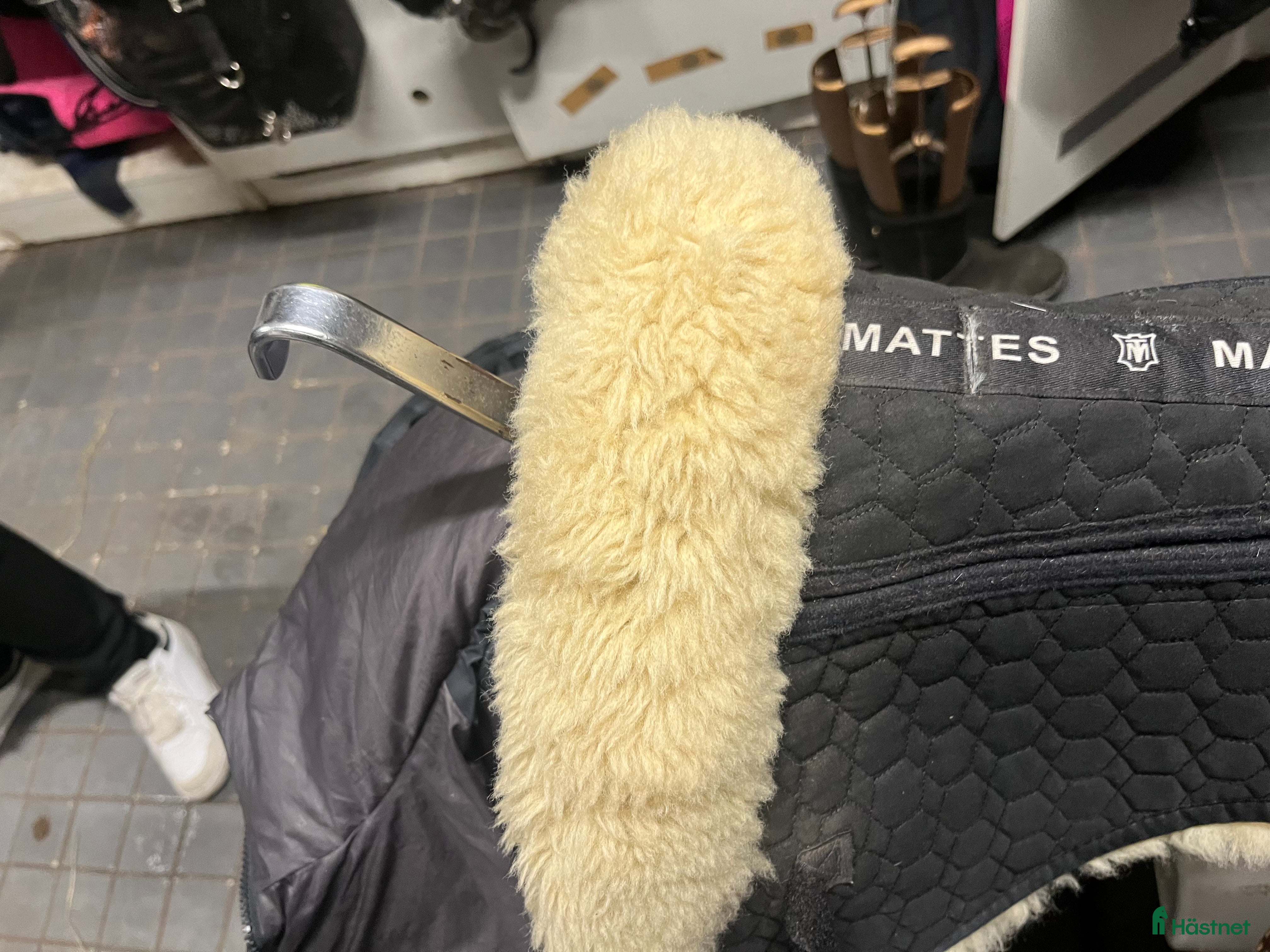 Schabrak &amp; Vojlockar hästutrustning till salu: Mattes pad med ilägg Stl M i Älvkarleby - Annons 18