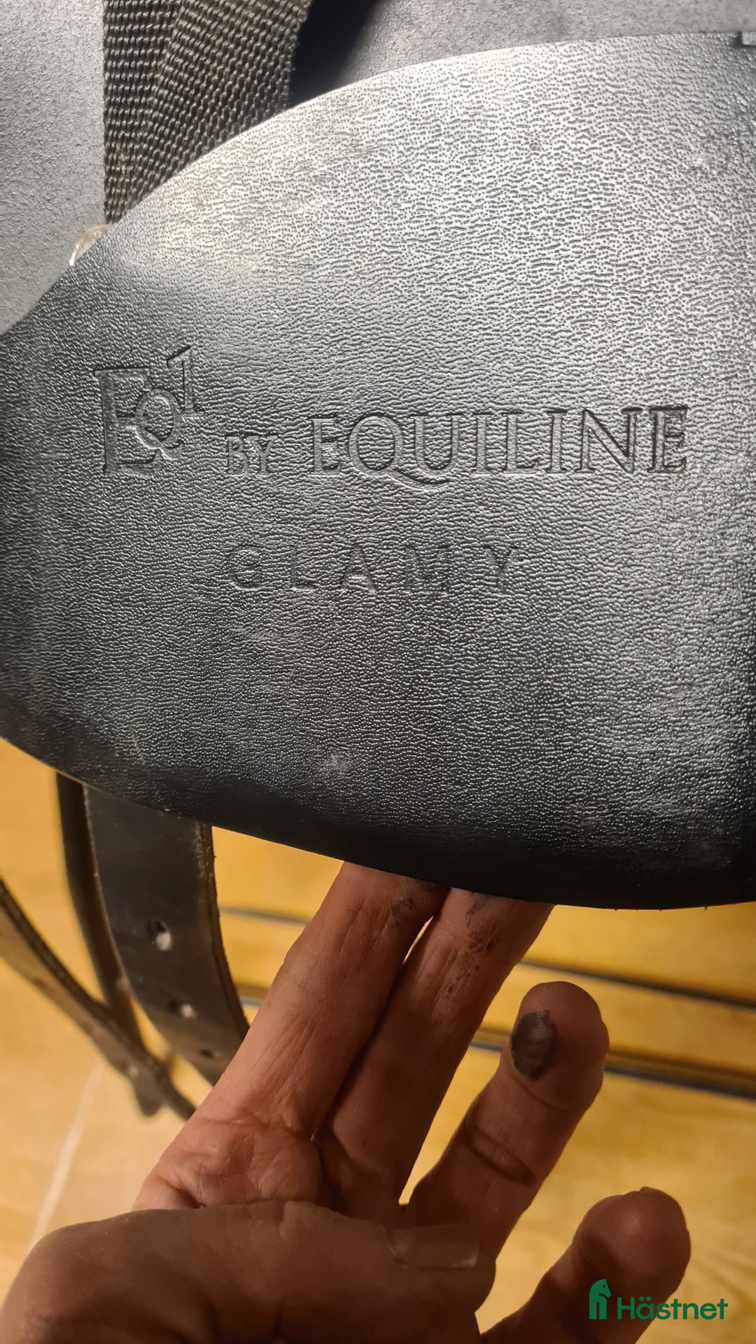 Sadlar hästutrustning till salu: Equiline Q1 Glamy i Hamneda - Bild 4