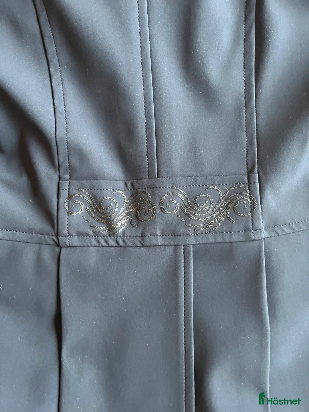 Jackor & Kavajer ryttarutrustning till salu: Superfin Equiline x-cool frack med bling  i Vallentuna - Annons 6