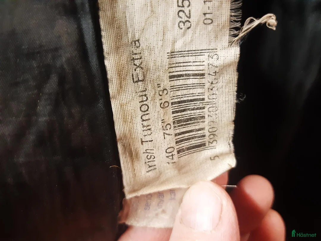 Täcken hästutrustning till salu: Bucas Irish turnaut Extra dock tunnare än 300g - Annons 3
